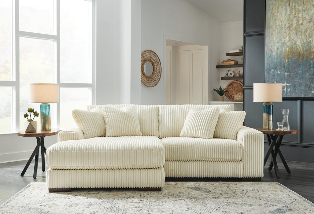 Lindyn Sectional with Chaise - Clarks Hardware - Iowa