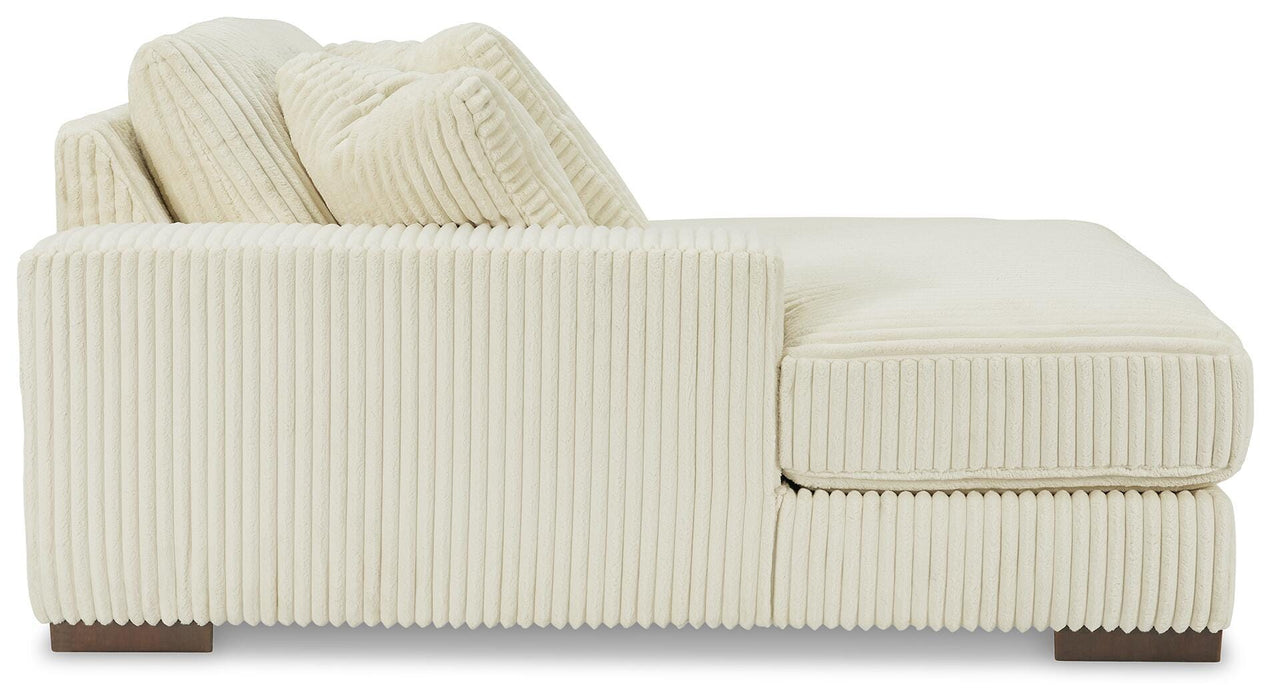 Lindyn Sectional with Chaise - Clarks Hardware - Iowa