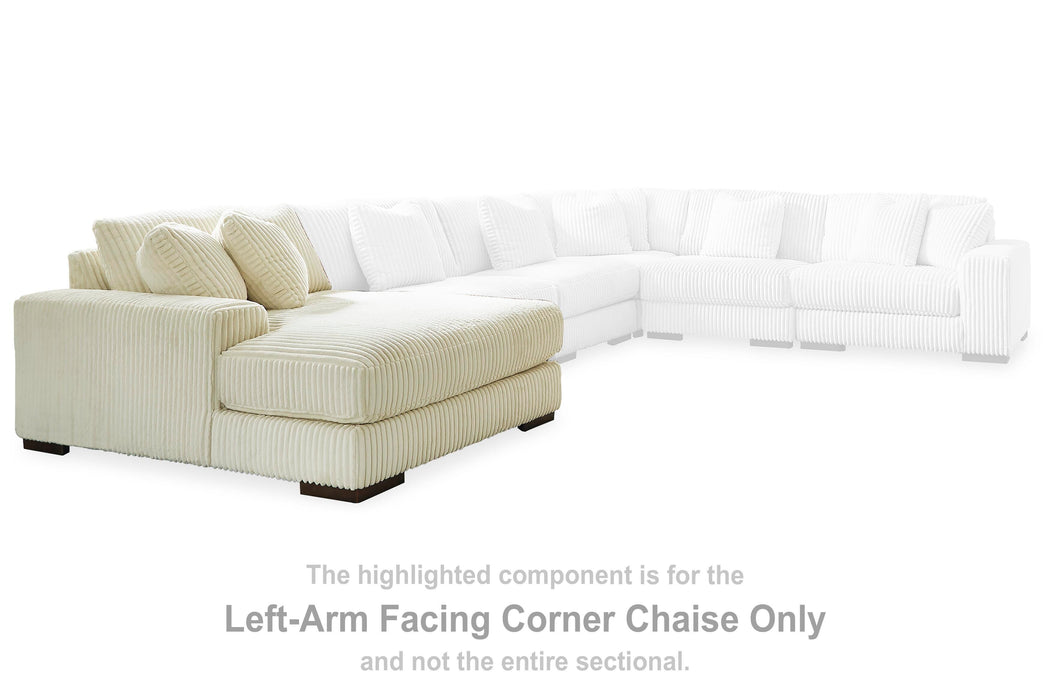 Lindyn Sectional with Chaise - Clarks Hardware - Iowa
