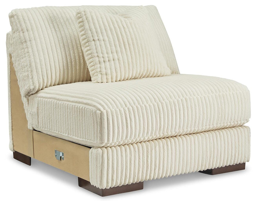 Lindyn Sectional with Chaise - Clarks Hardware - Iowa