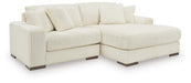 Lindyn Sectional with Chaise - Clarks Hardware - Iowa