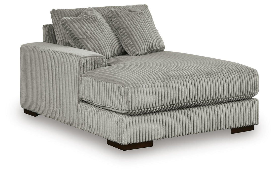 Lindyn Sectional with Chaise - Clarks Hardware - Iowa