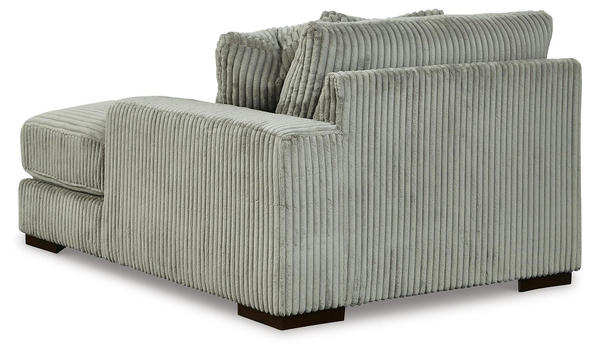 Lindyn Sectional with Chaise - Clarks Hardware - Iowa