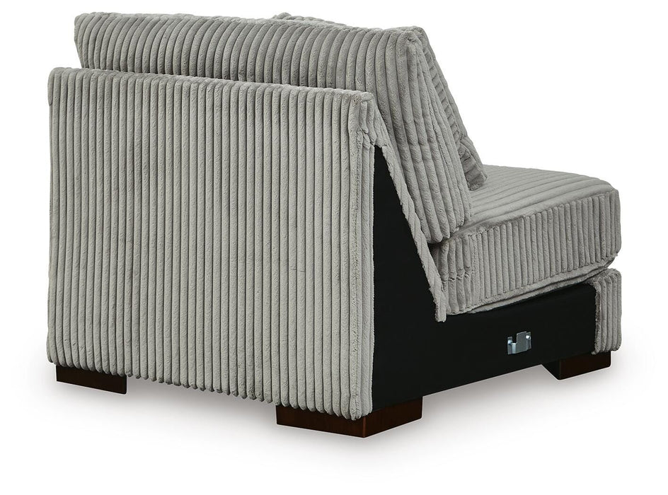Lindyn Sectional with Chaise - Clarks Hardware - Iowa