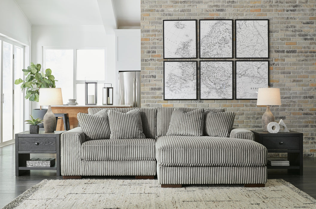 Lindyn Sectional with Chaise - Clarks Hardware - Iowa
