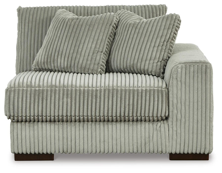Lindyn Sectional with Chaise - Clarks Hardware - Iowa