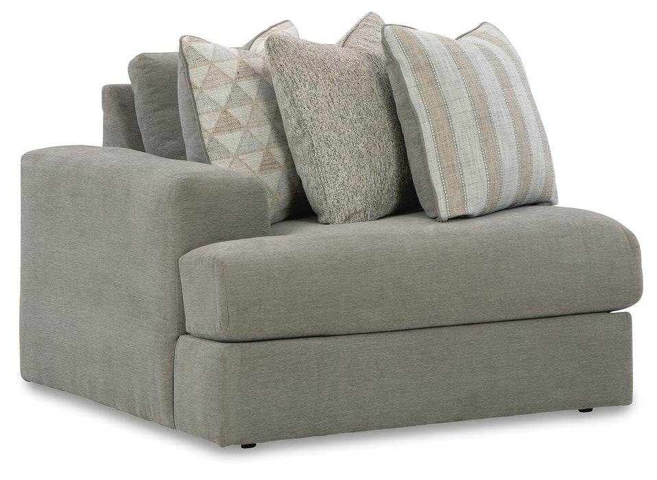 Avaliyah Sectional with Chaise - Clarks Hardware - Iowa