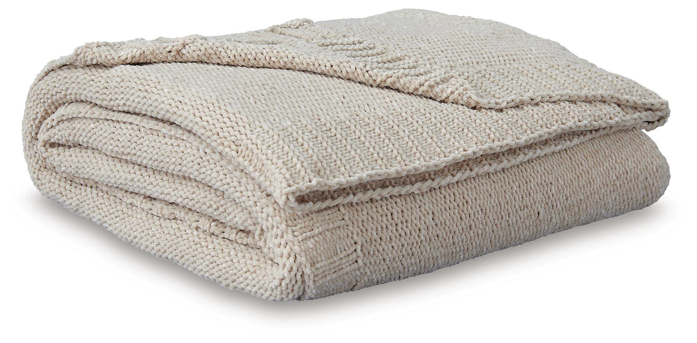 Anawood Throw - Clarks Hardware - Iowa