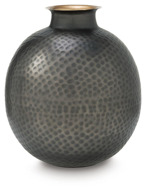 Woody Vase - Clarks Hardware - Iowa