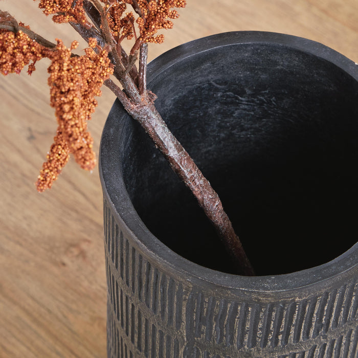 Beninworth Vase - Clarks Hardware - Iowa