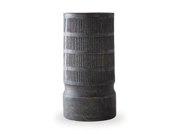 Beninworth Vase - Clarks Hardware - Iowa