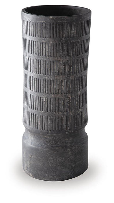 Beninworth Vase - Clarks Hardware - Iowa