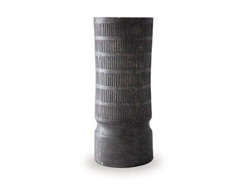 Beninworth Vase - Clarks Hardware - Iowa