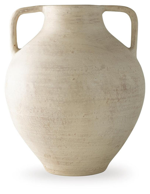 Justy Vase - Clarks Hardware - Iowa