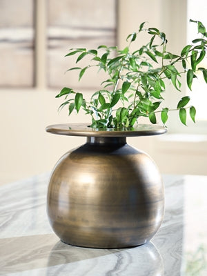 Fedorleigh Vase - Clarks Hardware - Iowa