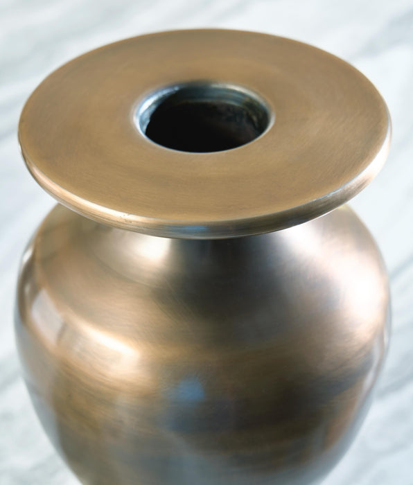 Fedorleigh Vase - Clarks Hardware - Iowa