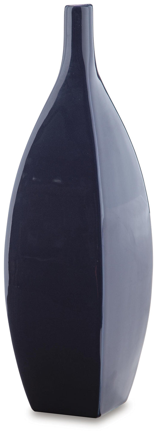 Abtinson Vase - Clarks Hardware - Iowa