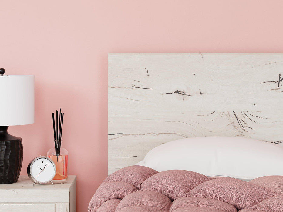 Lawroy Bed - Clarks Hardware - Iowa