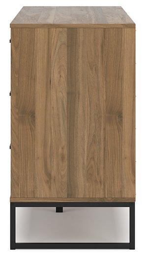 Deanlow Bedroom Package - Clarks Hardware - Iowa