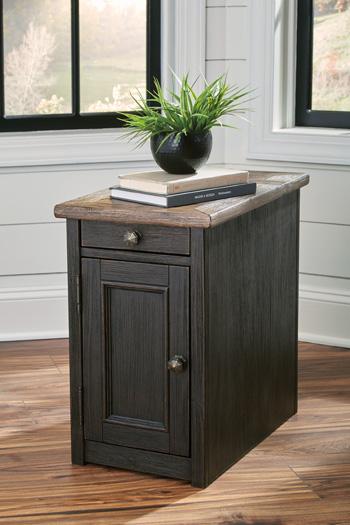 Tyler Creek End Table Set - Clarks Hardware - Iowa