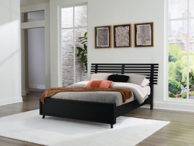 Danziar Queen Slat Bed - Clarks Hardware - Iowa