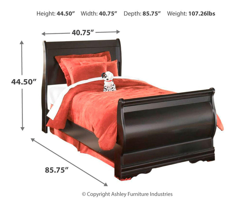 Huey Vineyard Bedroom Set - Clarks Hardware - Iowa