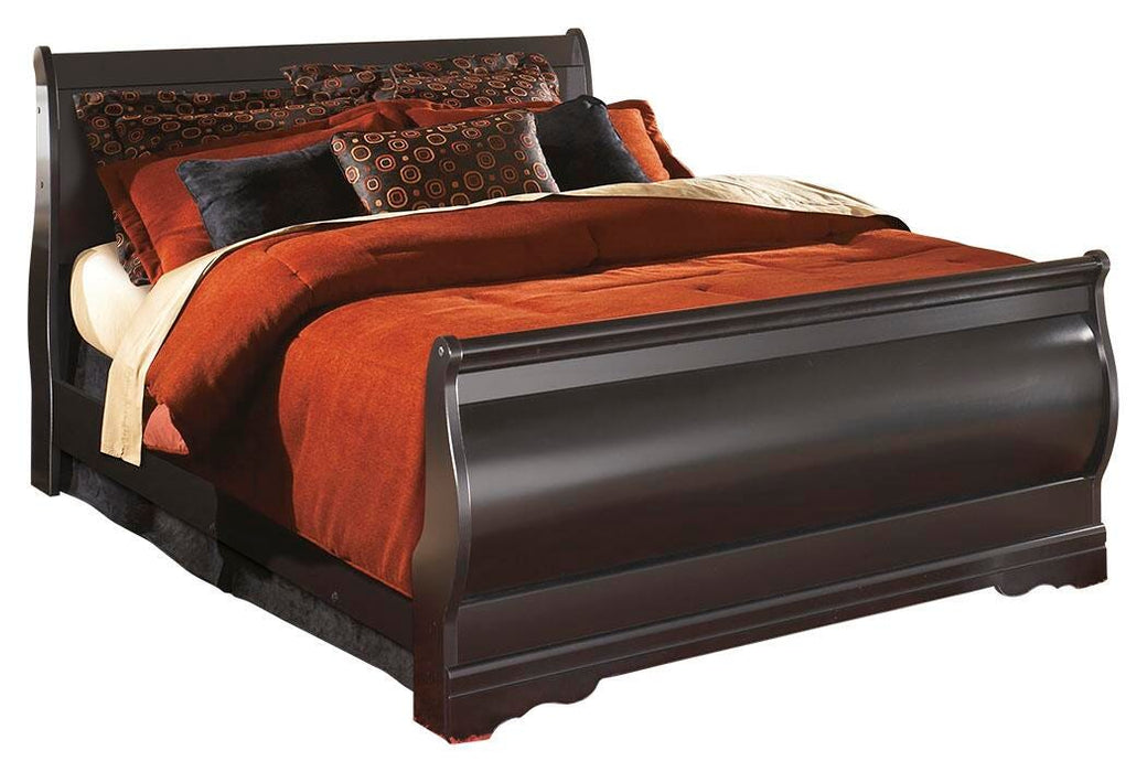 Huey Vineyard Bedroom Set - Clarks Hardware - Iowa