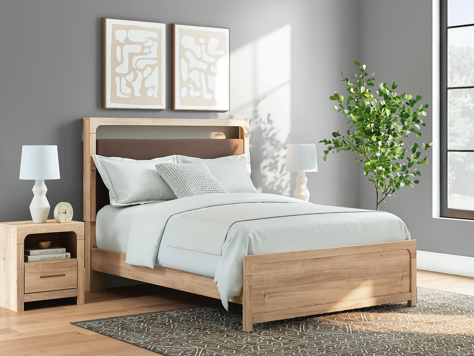 Kinlanni Bedroom Set - Clarks Hardware - Iowa