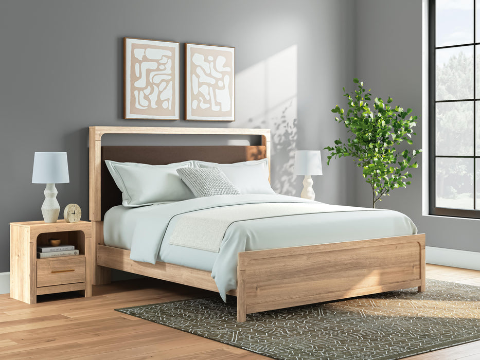 Kinlanni Bedroom Set - Clarks Hardware - Iowa