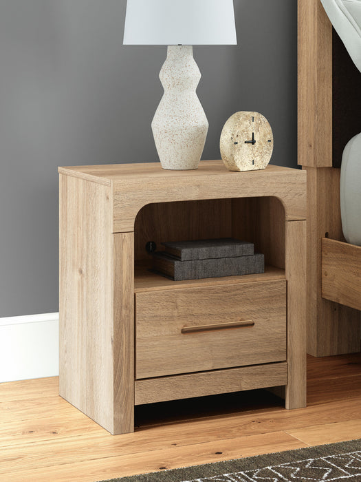 Kinlanni Bedroom Set - Clarks Hardware - Iowa