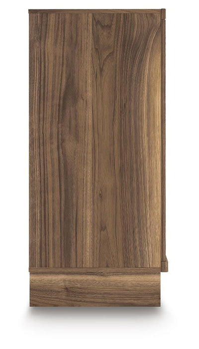 Zadilyn Chest