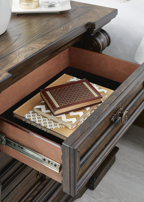 Maylee Bedroom Set - Clarks Hardware - Iowa