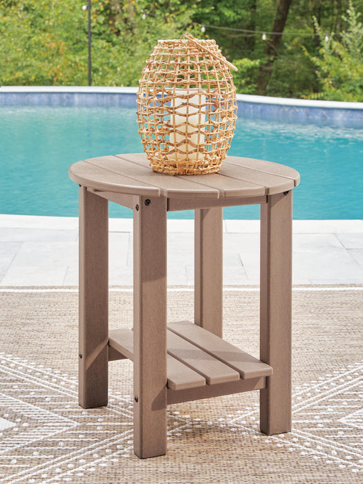 Cliffs Beach Outdoor End Table - Clarks Hardware - Iowa